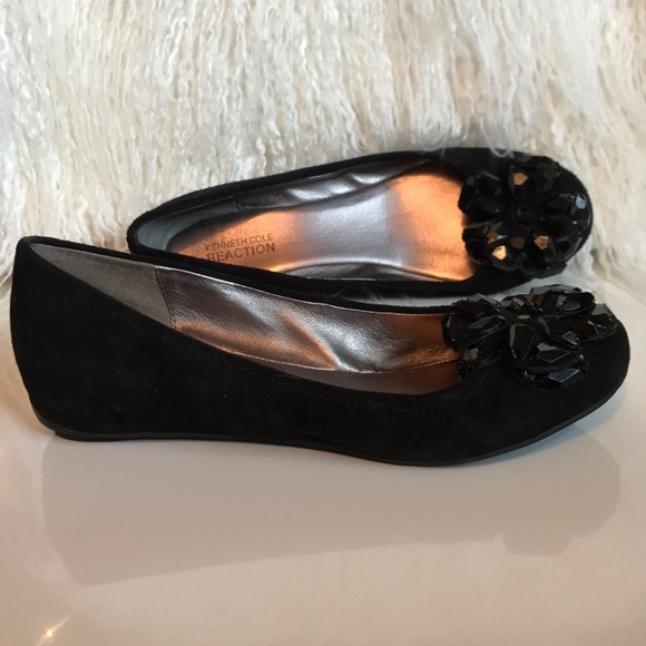 Kenneth Cole Reaction used flats - Picture 2 of 8